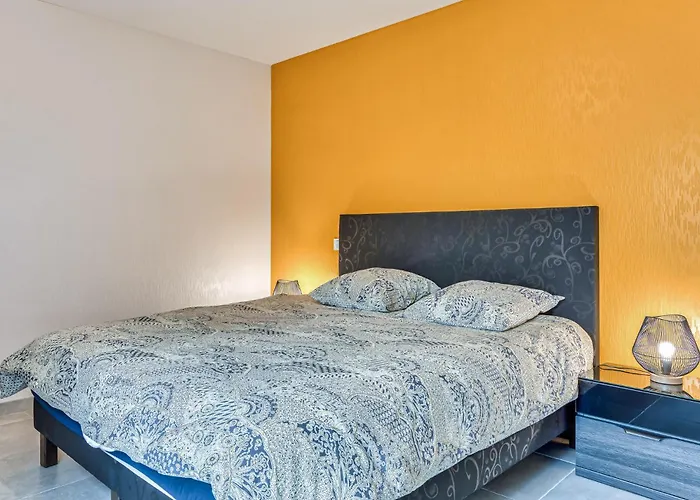 Pet Friendly In With Wifi Pirou